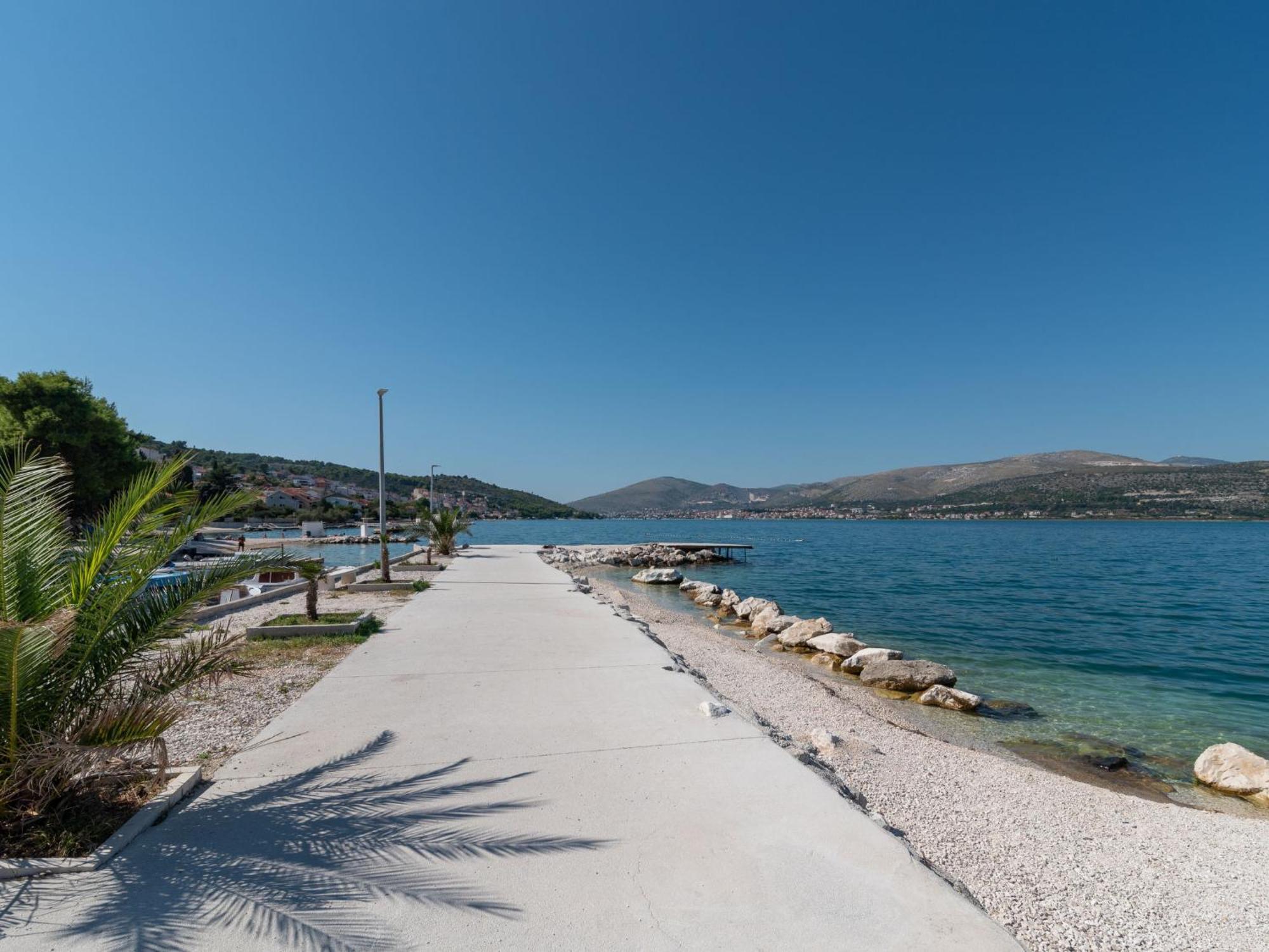 Apartment Mornar-3 By Interhome Trogir Exterior photo